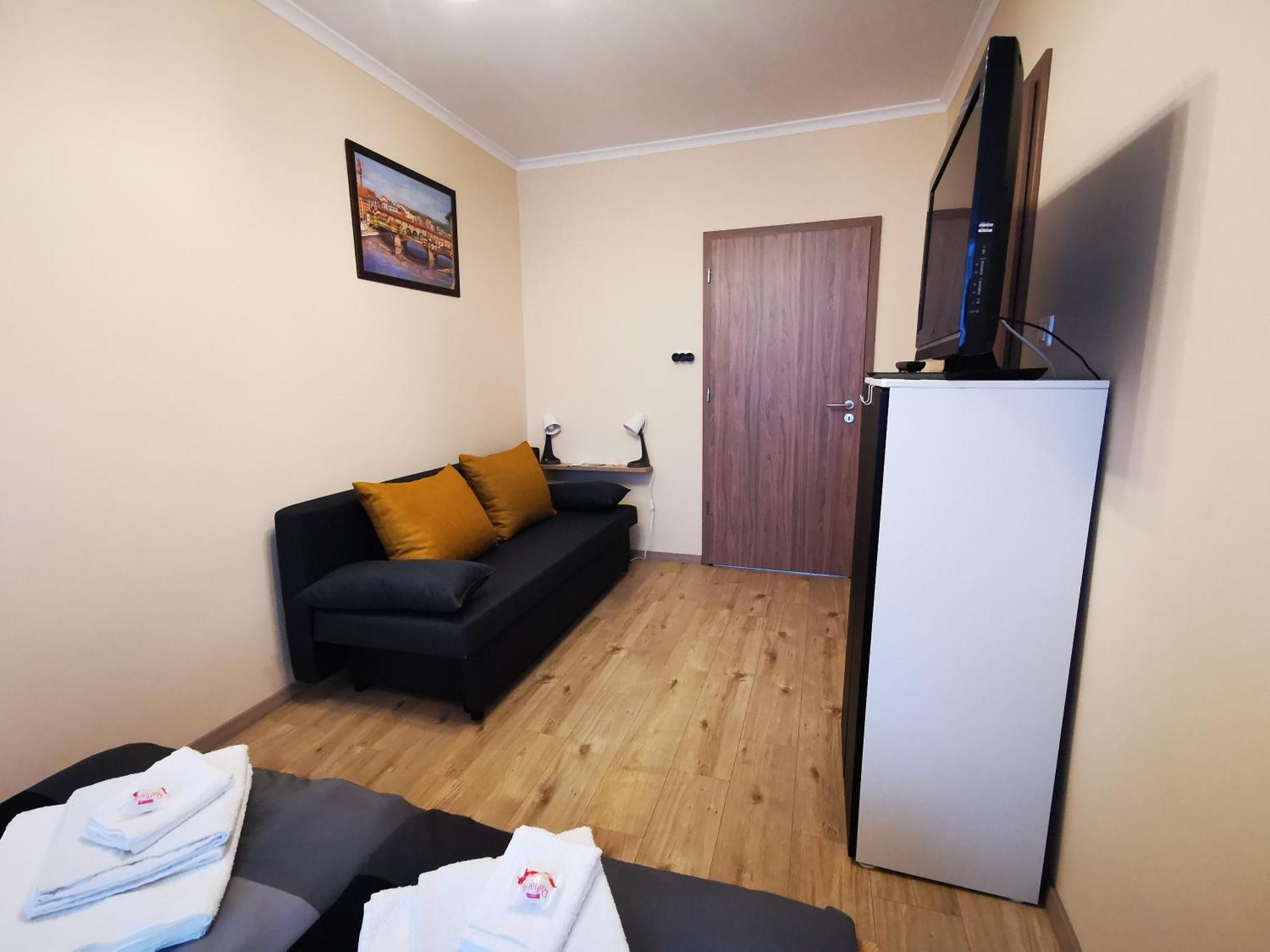 Central Park Apartman Сексард Екстер'єр фото